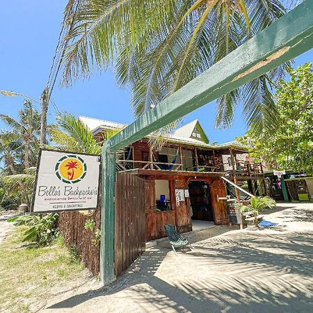 Bella's Backpackers Hostel Caye Caulker Buitenkant foto