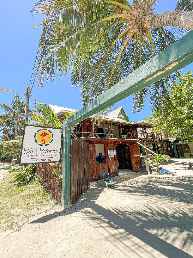 Bella's Backpackers Hostel Caye Caulker Buitenkant foto